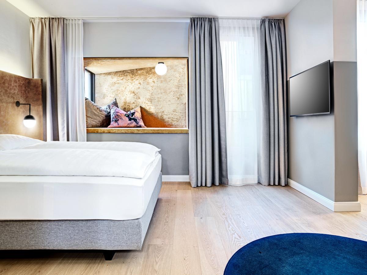 Stage 12 Hotel By Penz Innsbruck Exteriör bild