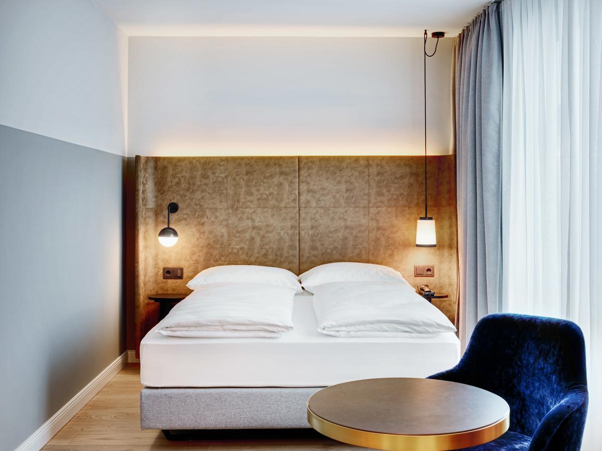 Stage 12 Hotel By Penz Innsbruck Exteriör bild